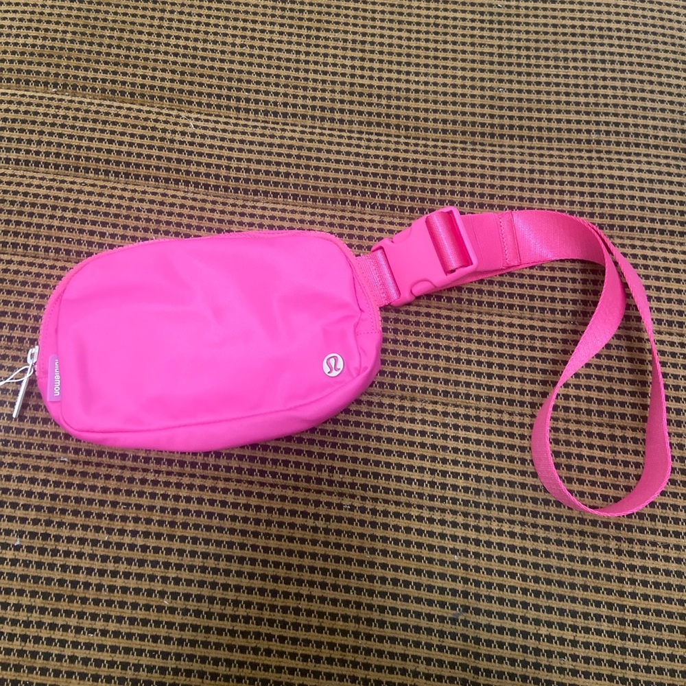 Lululemon Sonic Pink Belt Bag